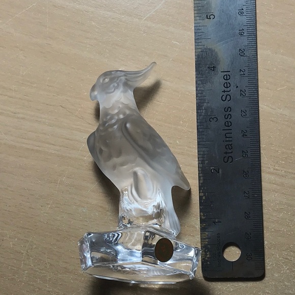 Nachtmann Crystal Creatures- Cockatoo paperweight - Picture 14 of 16